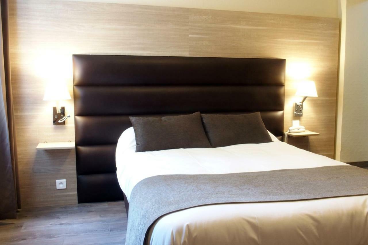 Logis Hotel - Auberge De L'Helix Rosoy  외부 사진